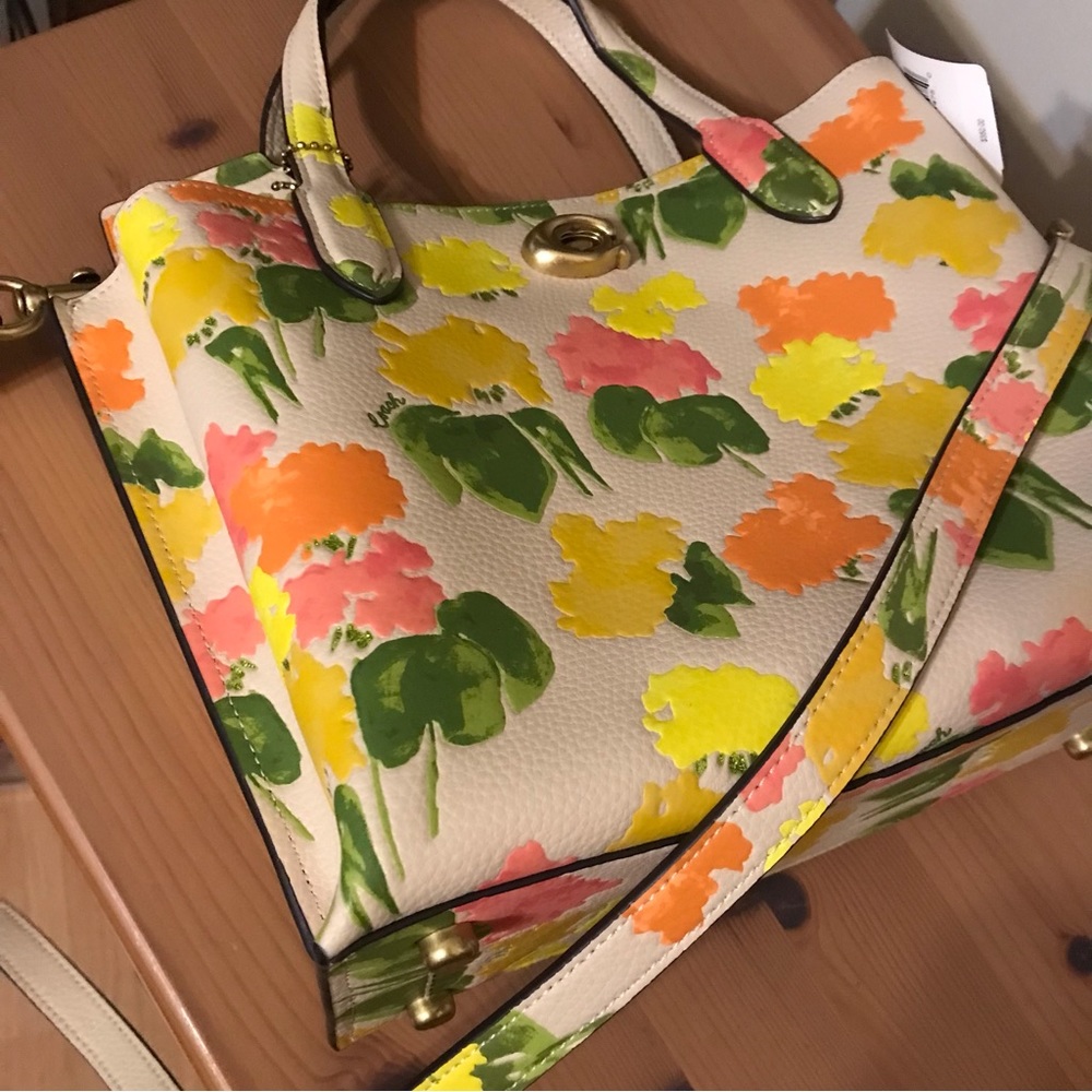 🌸🌿 Coach Willow Tote 24 With Floral Print - Picture 9 of 14